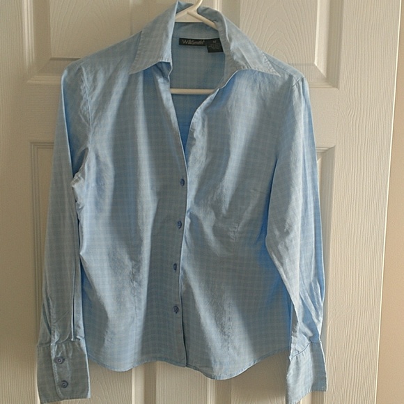 Blue button down shirt - Picture 1 of 1